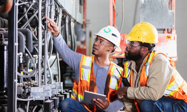 Best Affordable Emergency Electrician  in Hickory, NC